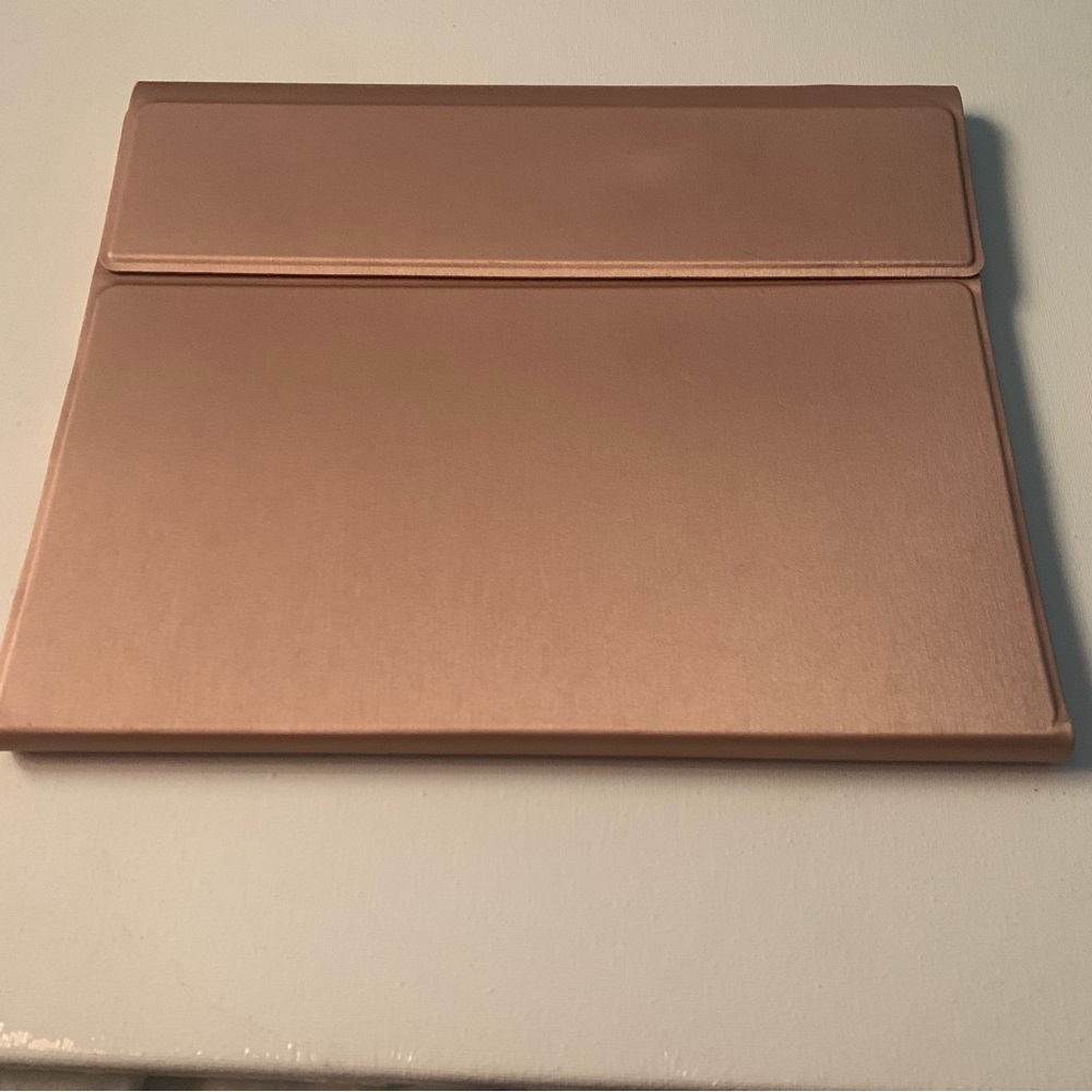 Elegant Metallic Tablet Sleeve